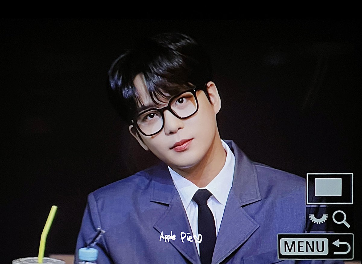 applepie001012's tweet photo. 240310 👓  #ATEEZ #에이티즈 #종호 #JONGHO https://t.co/D2B4wCfRsb