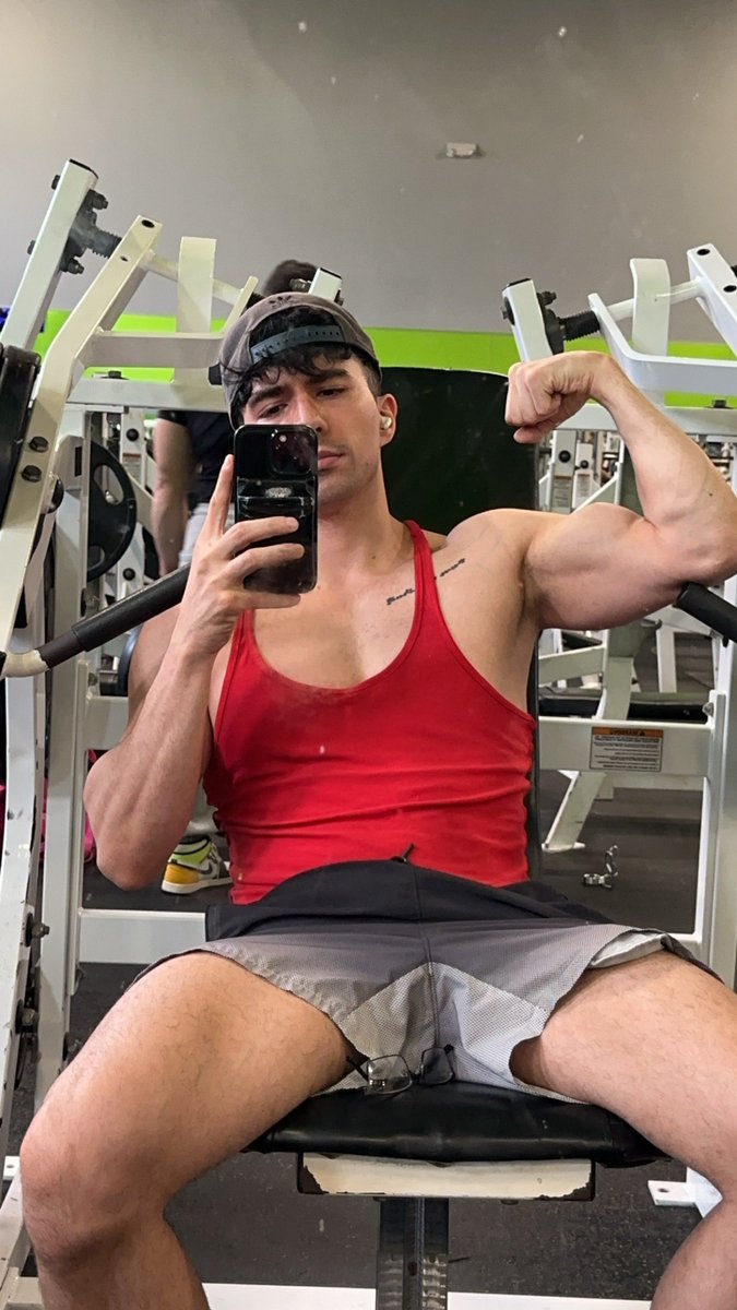 Joey Gentile tweet media