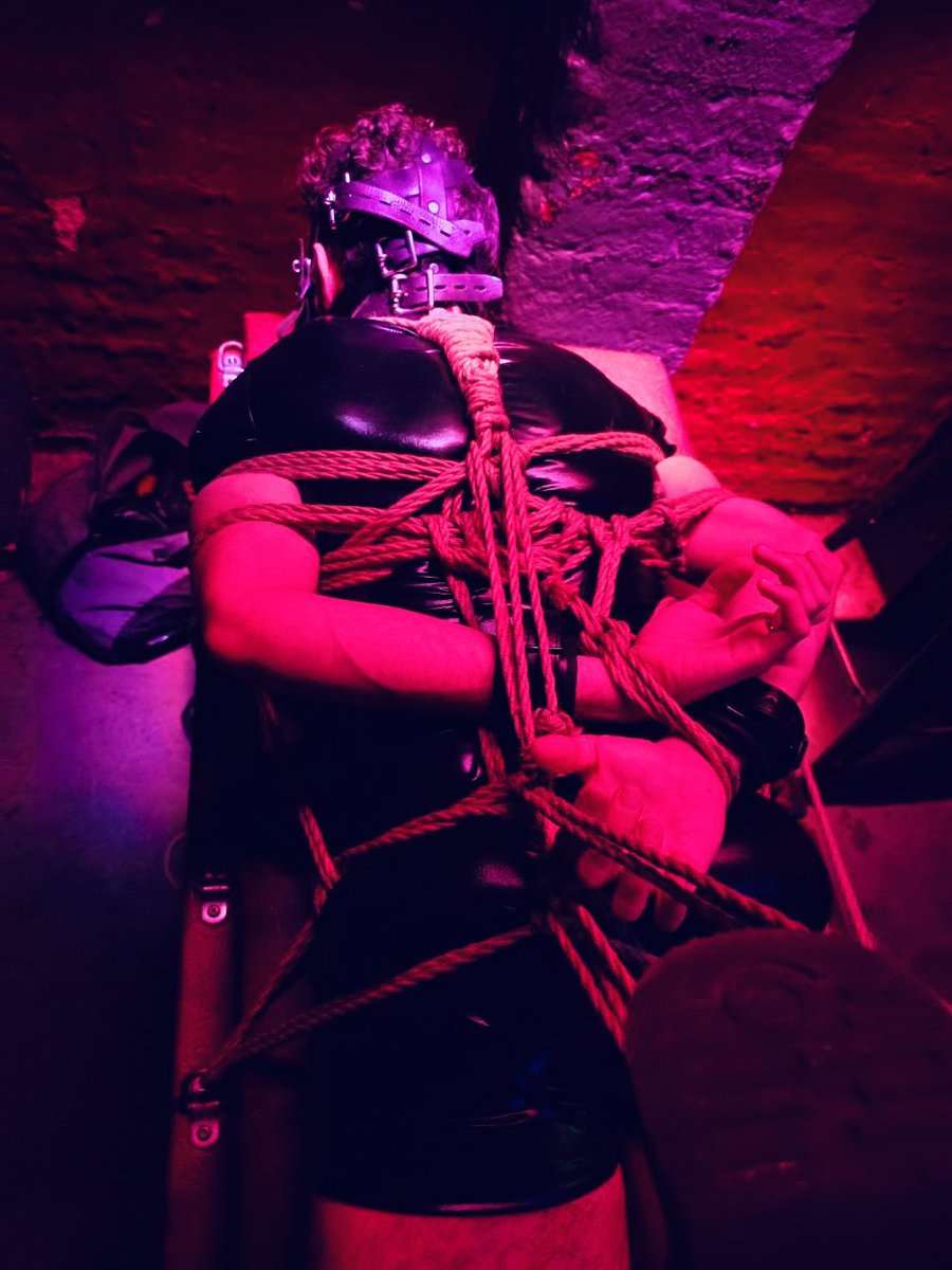 lockedsubj tweet media