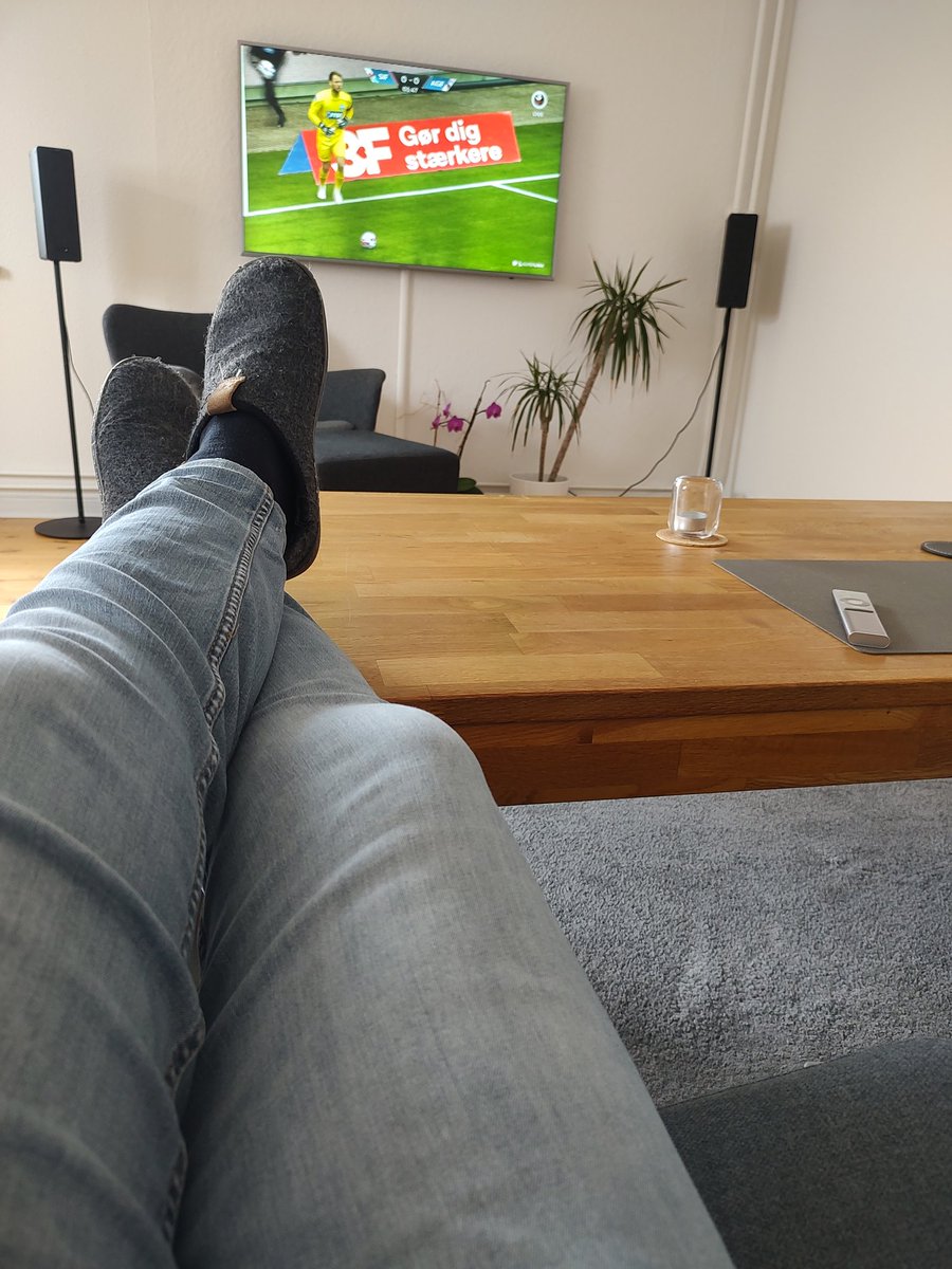 solskinodense's tweet photo. Søndag 😀 https://t.co/DaLpzYKP9y