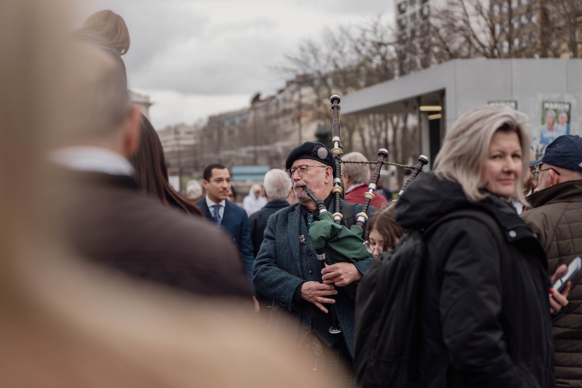 À tout de suite au Palais des Sports ! Merci d’être toujours aussi nombreux.