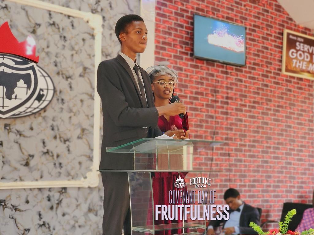 lfc_malete's tweet photo. PICTORIAL HIGHLIGHTS 1📸 ✨️ 
#lfcmalete
#CovenantDayoffruitfulness
#Fortune2024 https://t.co/sro5crHNwD