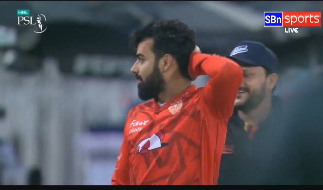 _e_lectron's tweet image. That smile on shaddy face after qualifying for playoffs ❤️
#HBLPSL9 #Islamabad #RedHotSquad