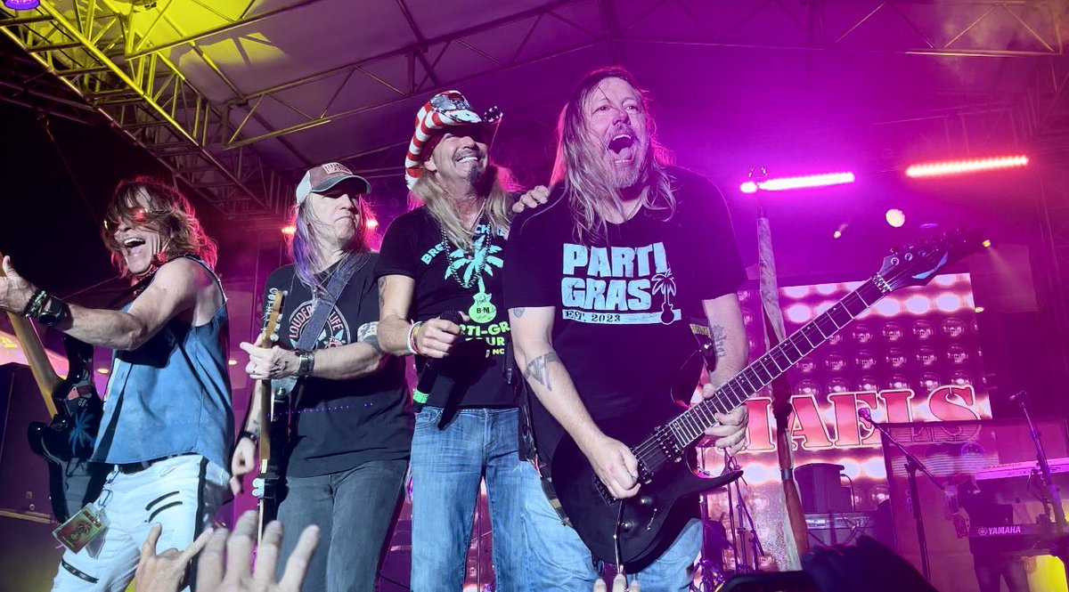 _Retro_Rebel_'s tweet image. The @BretMichaels concert @GPStPete !! OMG 😱 THAT was soooo awesome !! 🤘🤘 All the @Poison hits !!

@PeteEvick @IndyCar #IndyCar #GPStPete #Poison #PoisonBand