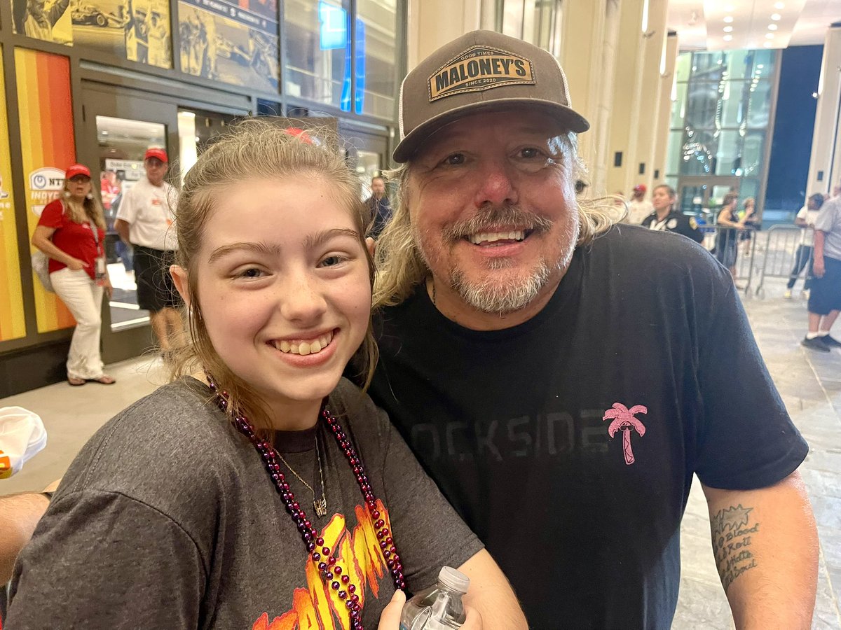 _Retro_Rebel_'s tweet image. The @BretMichaels concert @GPStPete !! OMG 😱 THAT was soooo awesome !! 🤘🤘 All the @Poison hits !!

@PeteEvick @IndyCar #IndyCar #GPStPete #Poison #PoisonBand