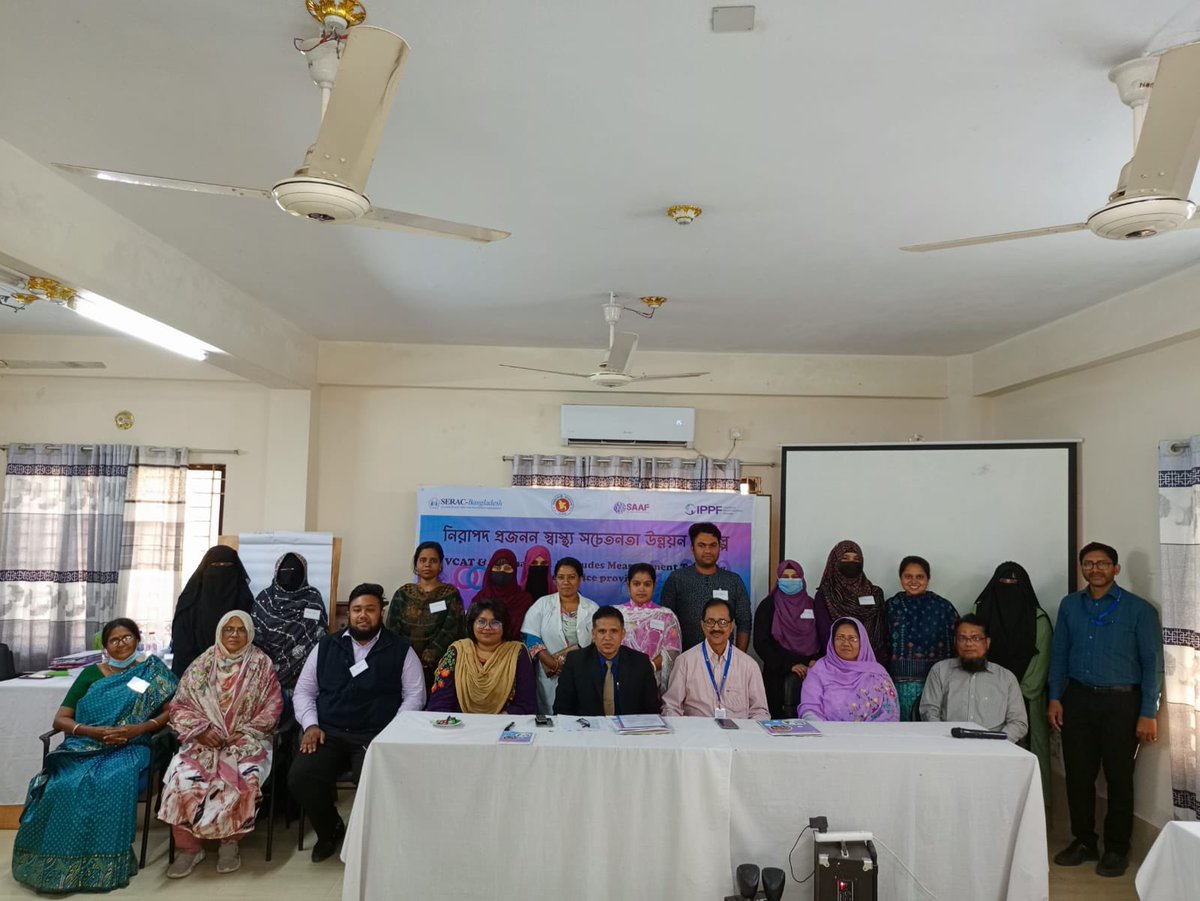 Tasnia_dia's tweet photo. How value clarification &amp; attitude transformation of service providers can make significant impact to ensure SRHR services for community.
Love to facilitate the training &amp; get to know the experience of providing FP services in the local-level health facilities.
#SERAC #IPPF #SAAF https://t.co/zCdY1YxtHA