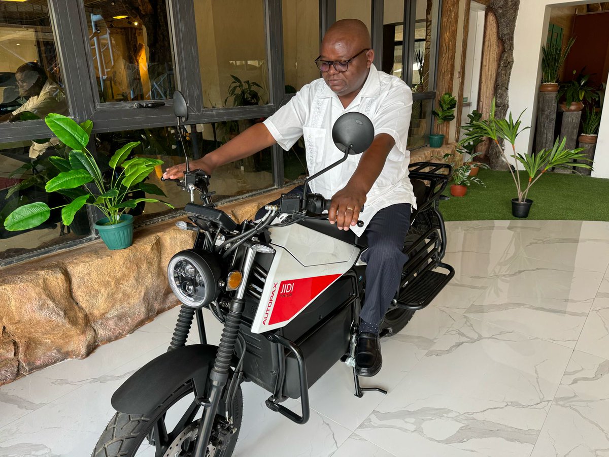 kiolijohn's tweet photo. " Revolutionizing mobility in Kenya with @autopaxke Electric Bike!  Drive 100kms, carry 250kgs effortlessly. A sustainable solution for a brighter, eco-friendly future. #AutopaxBike  #ElectricMobility"@greenafricaorg @KCCWG @ACCESSCSOs @SEAFKenya @IsaacKalua https://t.co/bkHyxPWXyR