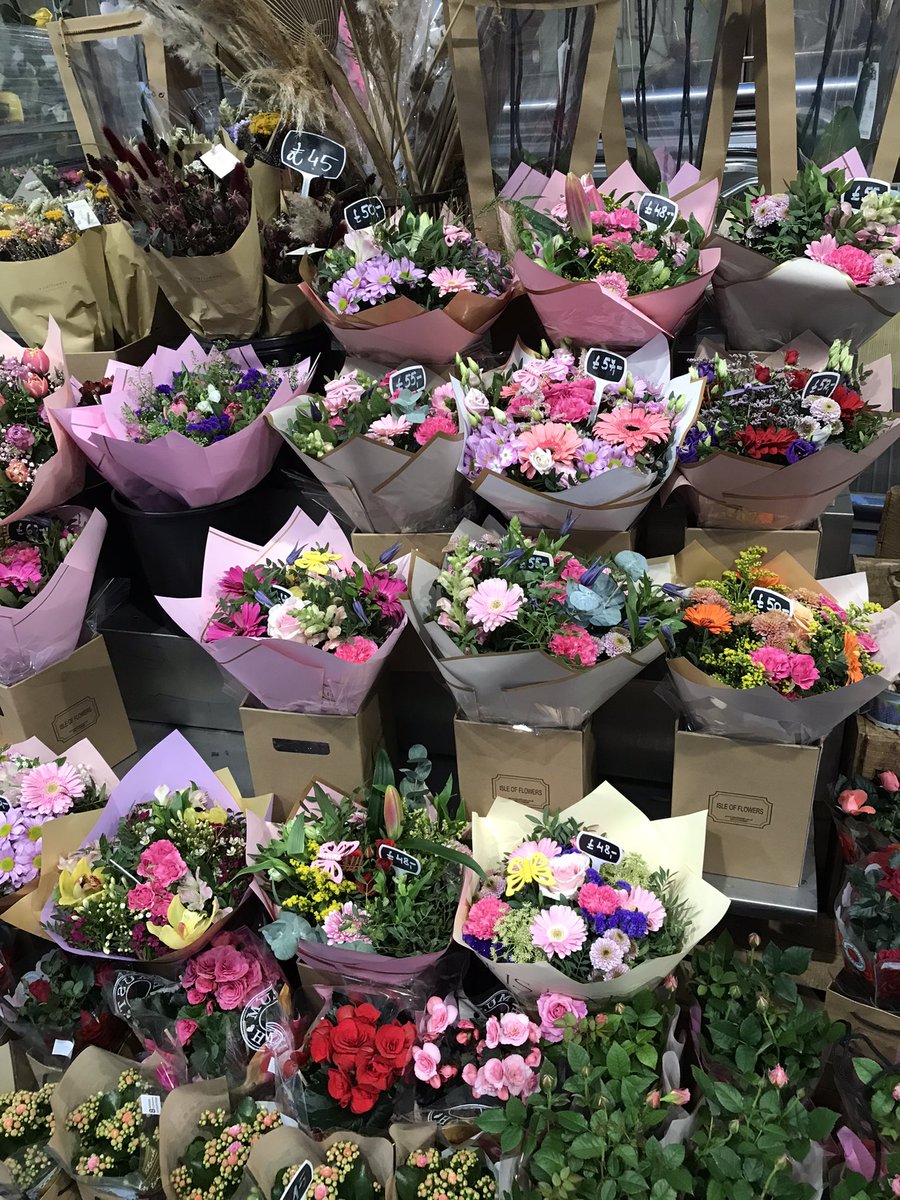 Happy #mothersday2024 but London, you can keep your fancy prices! £12 @LeedsMarkets