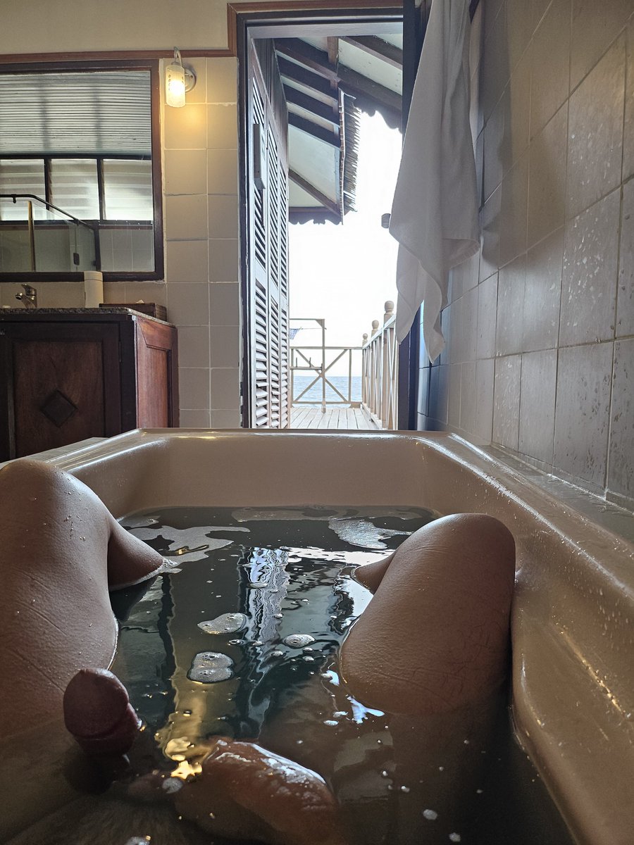 来个海景泡澡