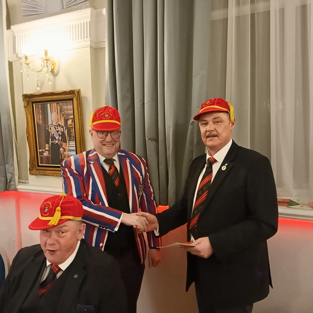LodgeWelsh's tweet photo. A wonderful celebration of Welsh &amp; French Rugby at Welsh Rugby Clubs Lodge 🏉 🏴󠁧󠁢󠁷󠁬󠁳󠁿 🇫🇷  £4,000 donated to Welsh grassroots mini rugby, a great night had by all, with French visitors, &amp; @UGLE_GrandLodge Grand Secretary awarded his Cap. https://t.co/oYhKbVFb4L