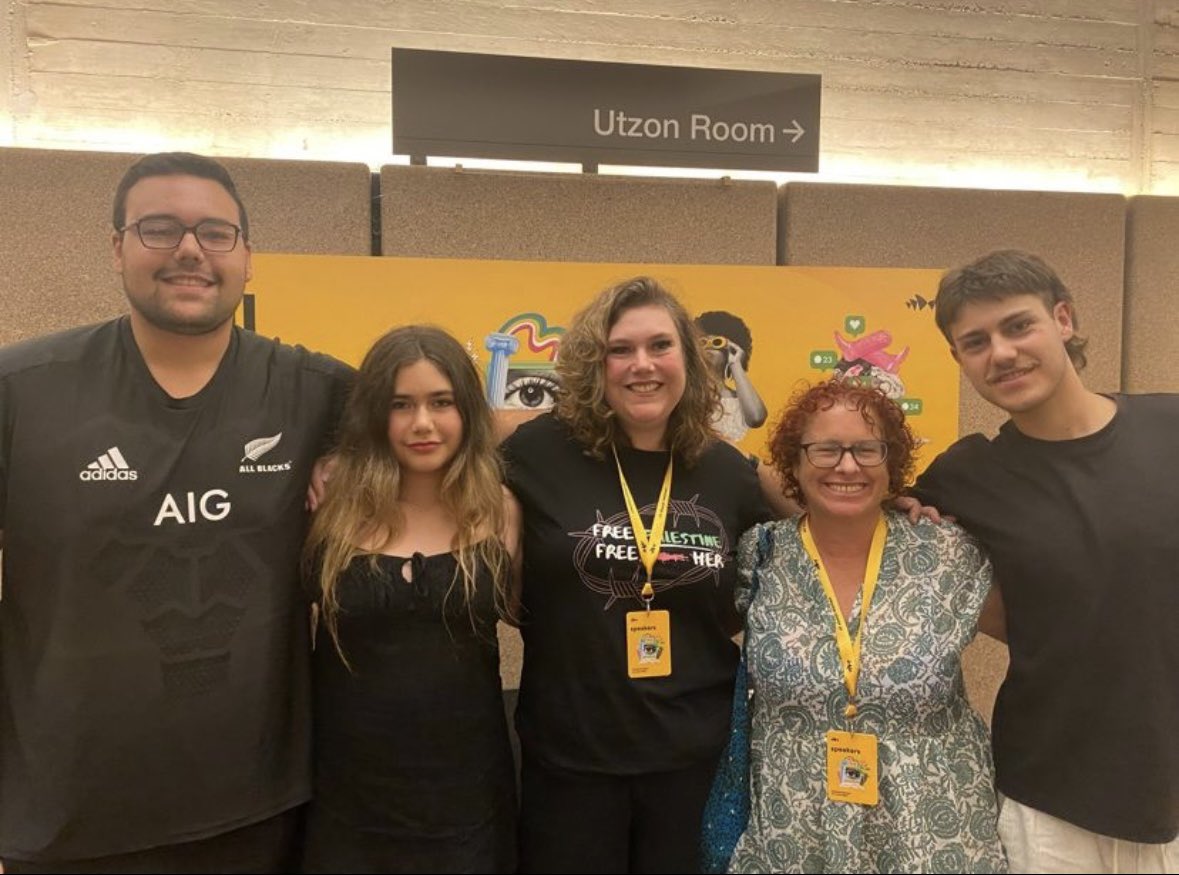 It was an honour to speak at <a href="/SydOperaHouse/">Sydney Opera House</a> today as for the #allaboutwomen Festival.
It's important to have staunch &amp; unapologetic voices in these spaces so that it disrupts the mainstream &amp; encourages people to think critically Sometimes even our presence can disrupt &amp; unsettle