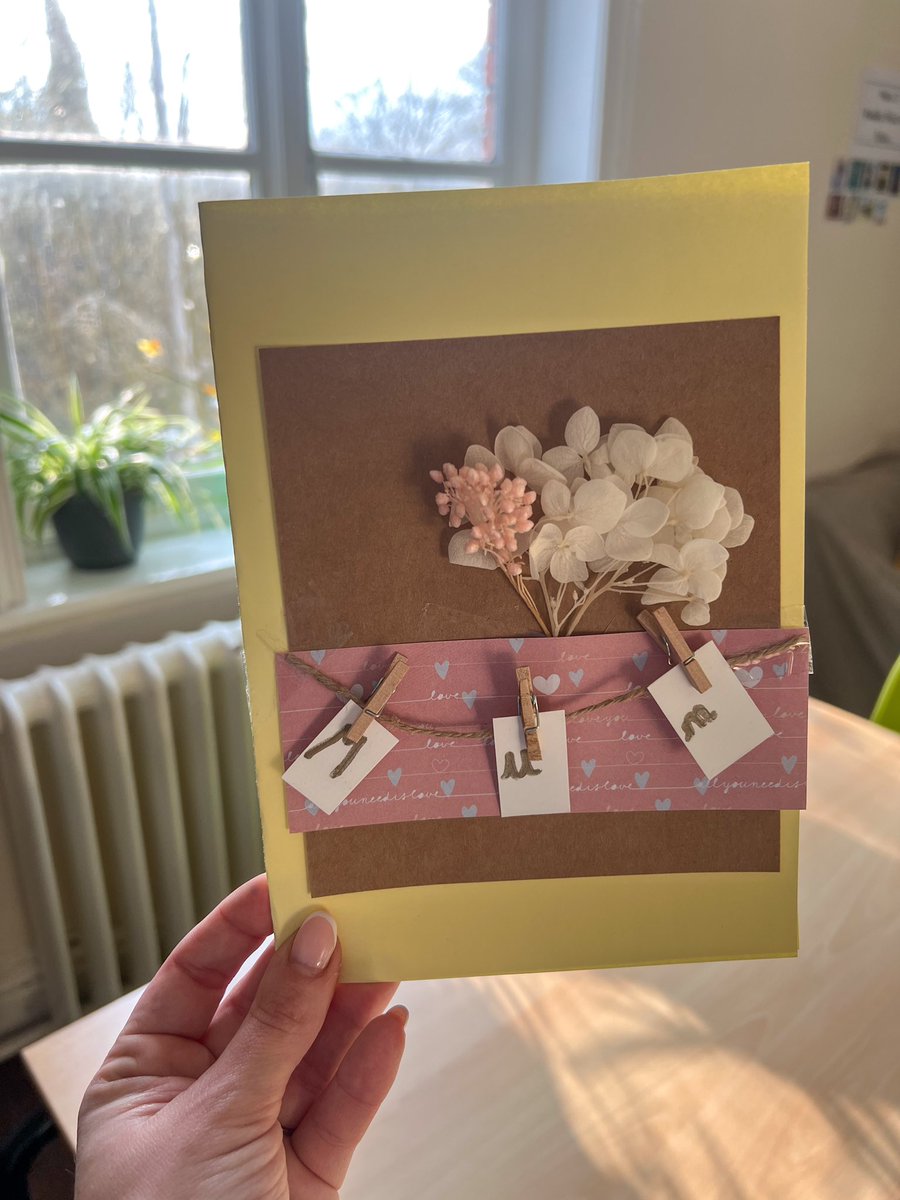 🌸 Happy Mother's Day to the Mummies of <a href="/SGPS_Boston/">St George's Prep</a> 🌸