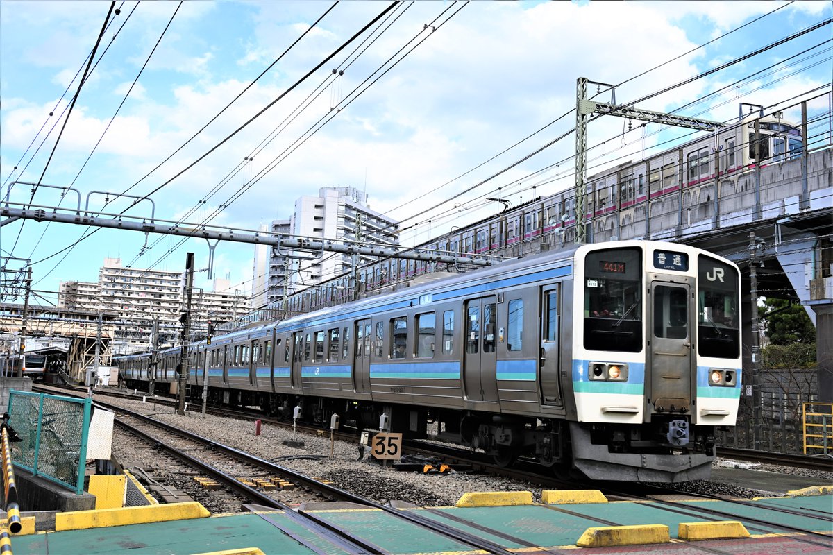 shimada2022's tweet photo. #211系 N612編成 #441M 2024年3月10日
今日は、長距離普通列車で知られる高尾始発長野行きを。今週末のダイヤ改定で、441Mの高尾ー大月間の運転はなくなります。そこで、方向幕と列番を入れたうえ、高尾らしい京王線の電車を絡めて撮りました。 https://t.co/0nAFYs037v
