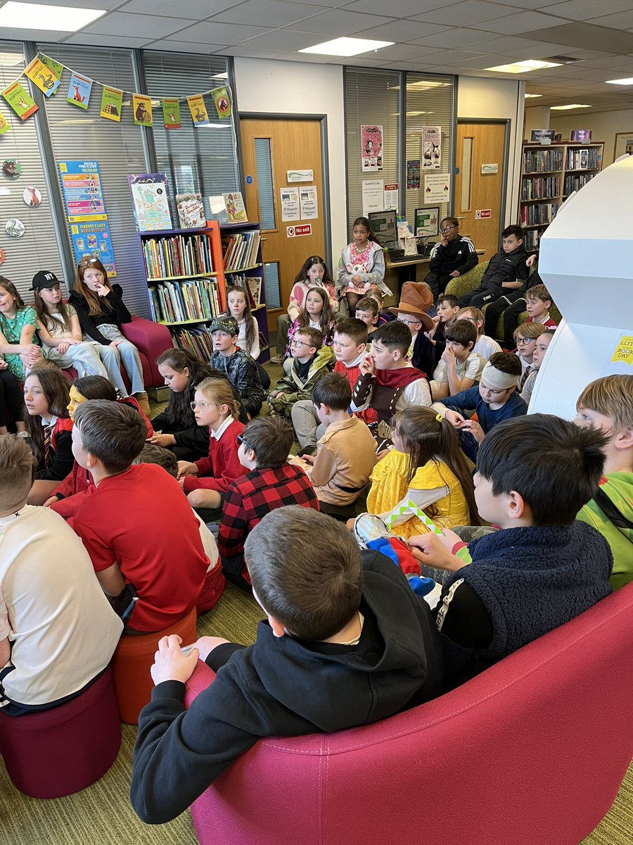 Miss Jones 💕 tweet media