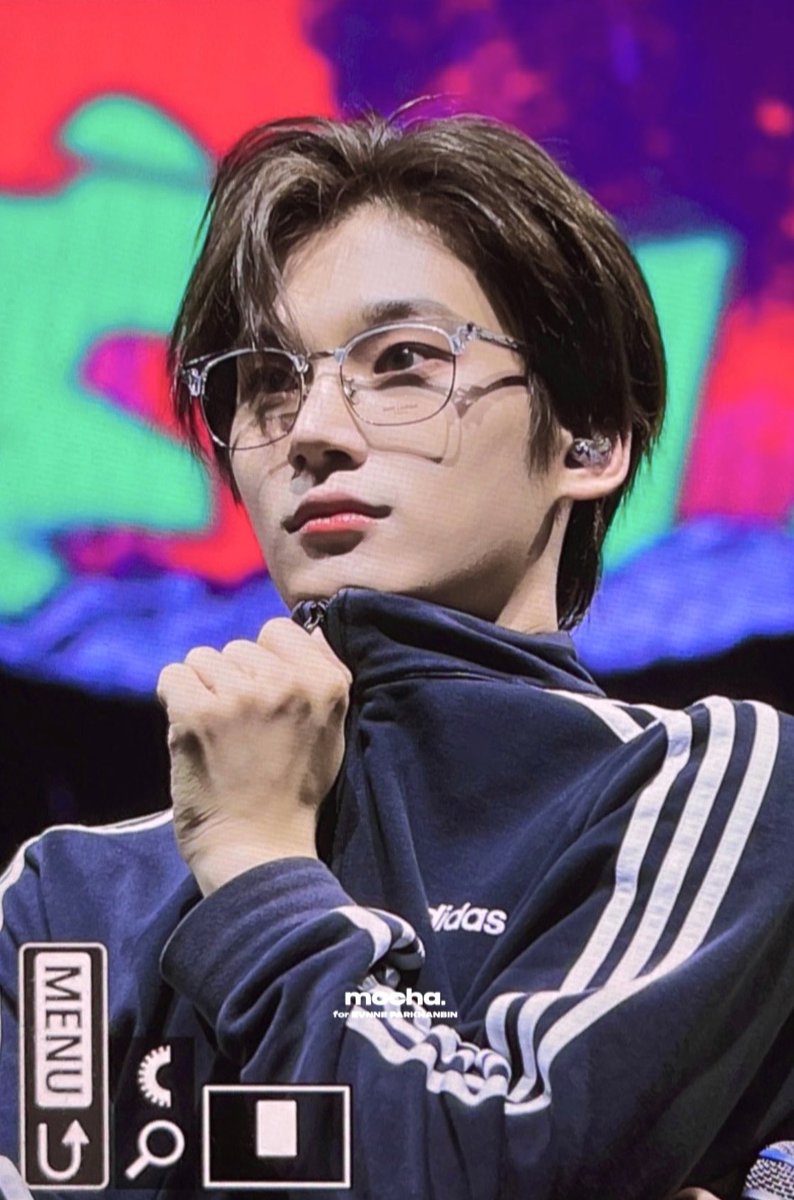 240310

#박한빈 #PARKHANBIN #이븐 #EVNNE