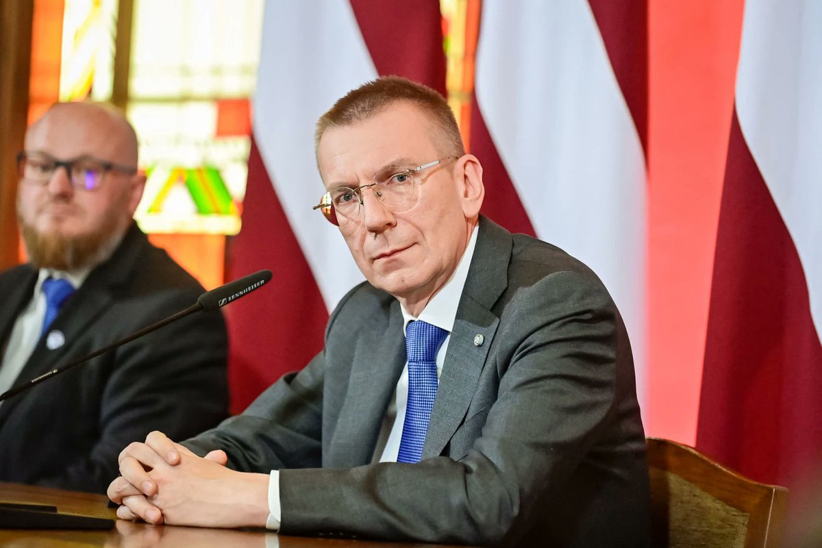 ⚡️ President of #Latvia on the Pope's statement: one must not capitulate in the face of evil

"My Sunday morning take: One must not capitulate in the face of evil, one must fight it and defeat it, so that the evil raises the white flag and capitulates."