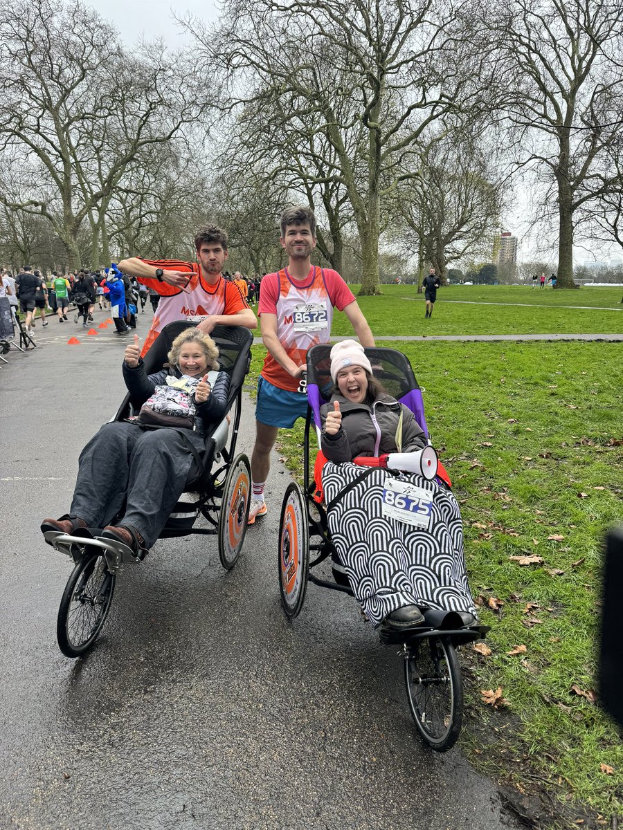 IvoGraham's tweet photo. Three Grahams, one Jones, half a marathon https://t.co/rhr776CU3i