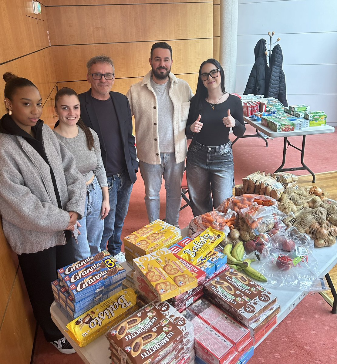 StudHelp tweet media