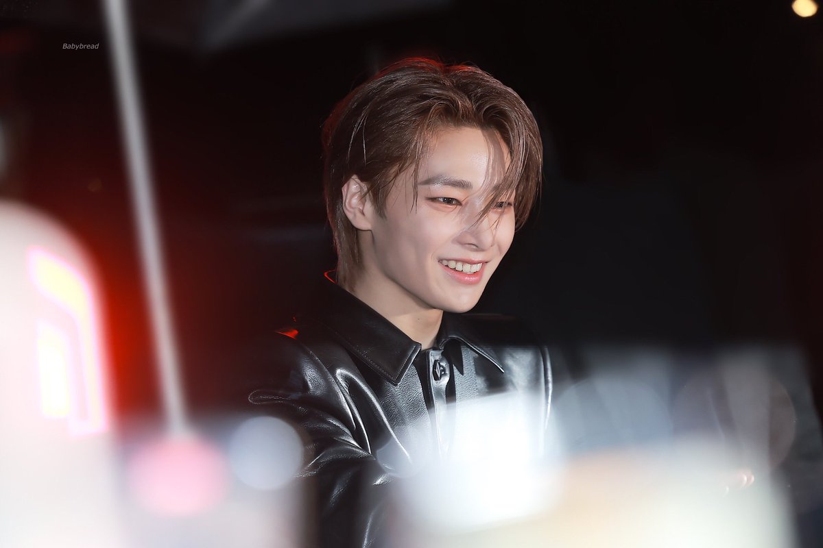 240302 PFW
#StrayKids #I_N #JEONGIN #스트레이키즈 #아이엔 #양정인 #アイエン