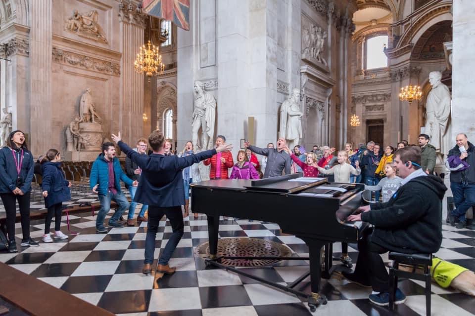 It’s 4 years ago since I had the most amazing day with @tom_daggett at the access day at @StPaulsLondon. I’d love a day like this again. I don’t think we’ve had one since Covid.