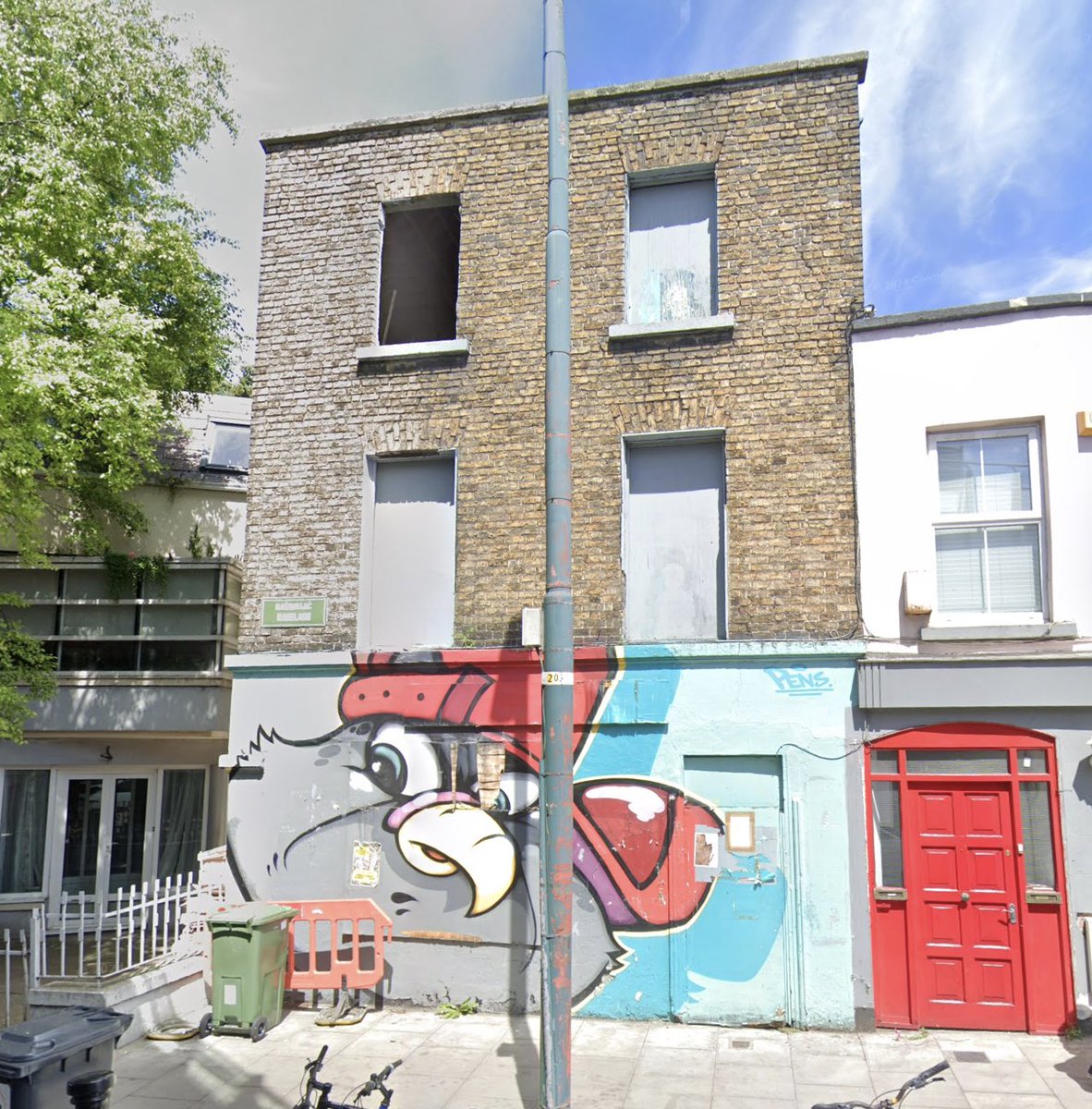2 Ranelagh, Dublin 6 - Derelict for 20+ years - In 2022 @dubcitycouncil applied to @anbordpleanala to CPO the building - No decision made, remains derelict #derelictdublin #derelictireland
