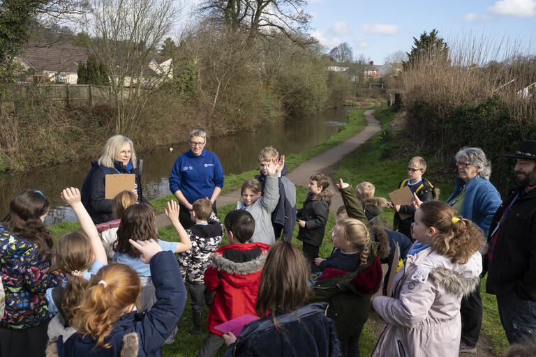 There are endless learning opportunities along our canals and rivers; from understanding key habitats to calculating the physics of water management 🙌 Check out our free STEM learning resources today 👇 ow.ly/TQN950QHINJ