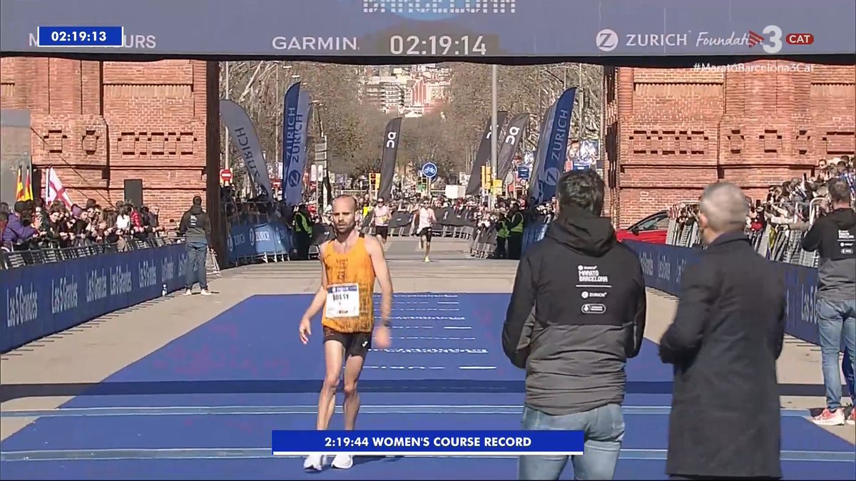 Primeros españoles 🇪🇸 categoría masculina ♂️ del <a href="/maratobarcelona/">Zurich Marató Barcelona</a> 

9⃣  <a href="/arturbossy/">Artur Bossy Anguera</a>  - 2:19:11
1⃣6⃣ Luis Figueroa – 2:22:02
1⃣7⃣ Rubén Palomeque – 2:22:19