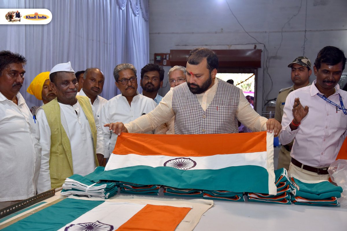 ManojGoelBJP's tweet photo. With an aim to increase the production capacity of National Flags to meet the growing demand of National flag across the country, New National Flag Production Unit was inaugurated at #Dharwad Taluka Garag Kshetryia Seva Sangh (DTGKSS), Garag.  

#Kvic
#Khadi 
#ChairmanKVIC
#ManojGoel
#TeesriBaarModiSarkar
#AbkiBaar400Paar
#PMModi
#KhadiforNation
#KhadiforFashion
#AatmanirbharBharat
#NationalFlag
#Tiranga
#Karnataka