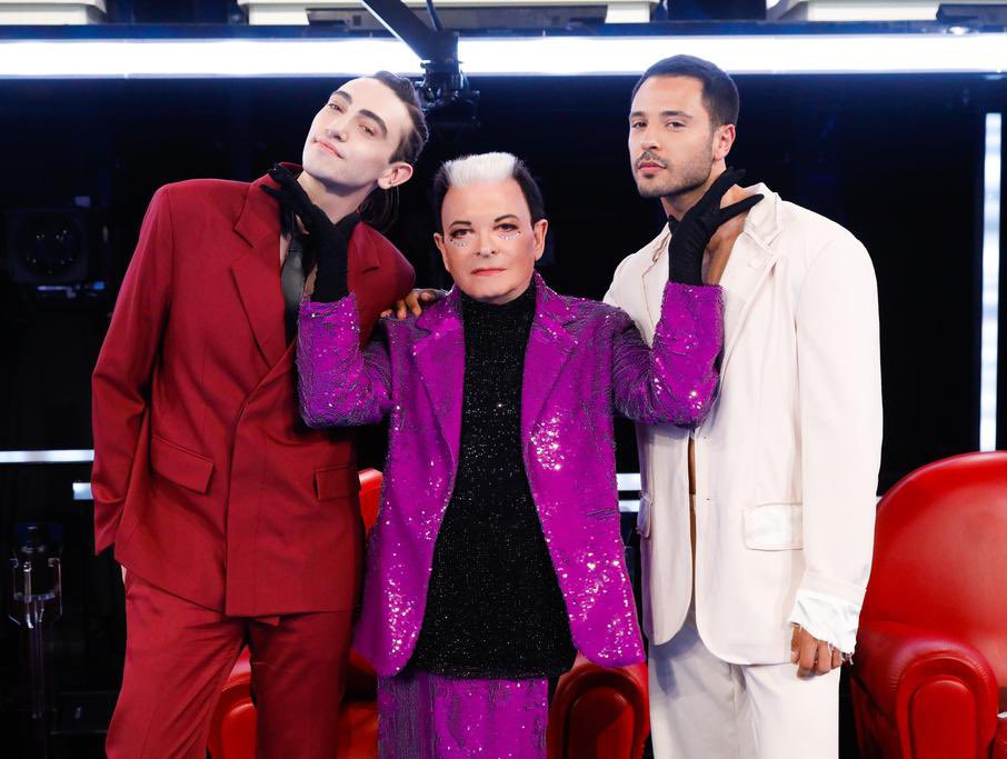 BOOM 🔥

Confermati i giudici del serale di #Amici23, nessuna rivoluzione.
Saranno: Michele Bravi, Cristiano Malgioglio e Giuseppe Giofrè 🔥

Fonte: <a href="/davidemaggio/">Davide Maggio</a>