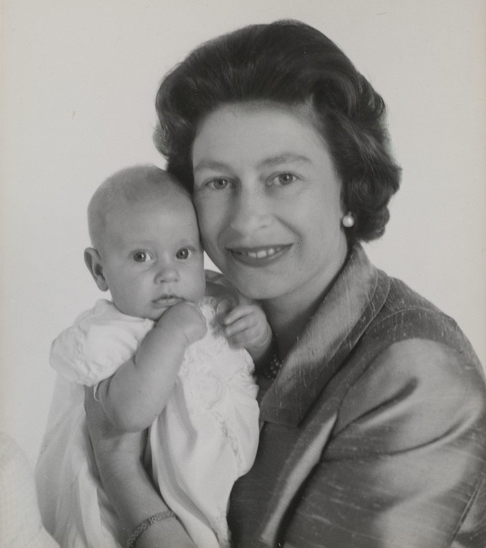 #HappyBirthdayHRH The Duke of Edinburgh! As it's also #MothersDay we're sharing Cecil Beaton’s photo of Queen Elizabeth II with the young Prince Edward in 1964. It will be part of our Royal Portraits exhibition at The King’s Gallery, London from May bit.ly/3SUwhsN