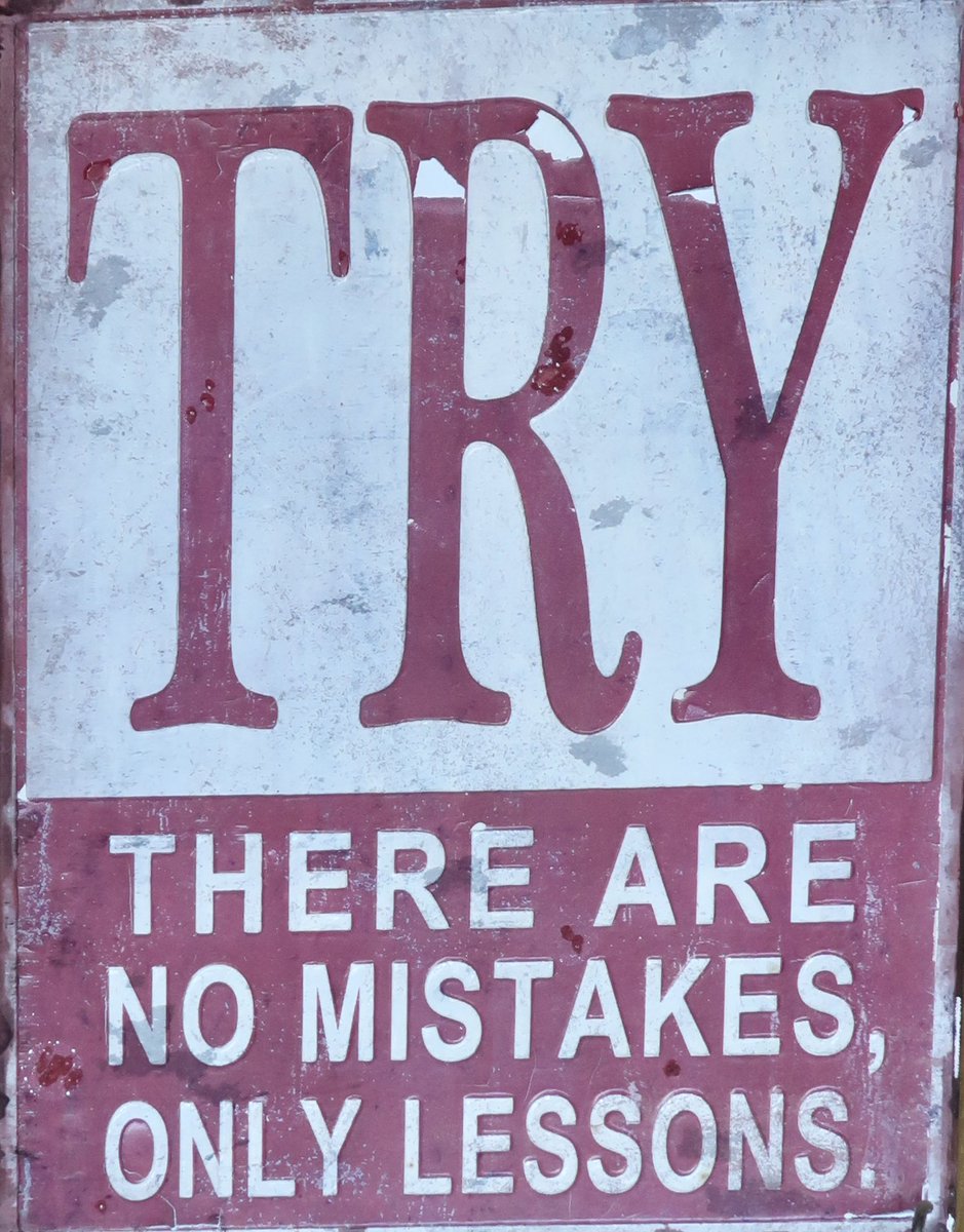 Mike Bates tweet media