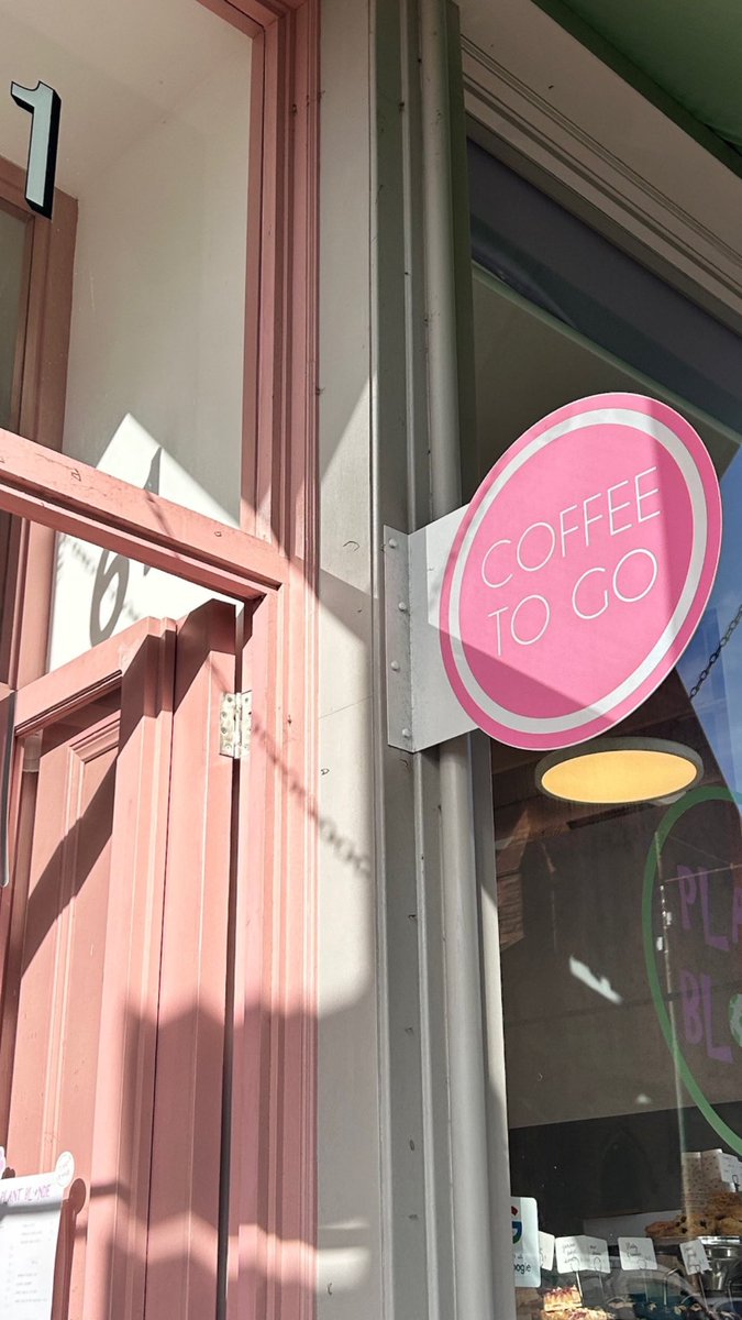 plantblonde tweet media