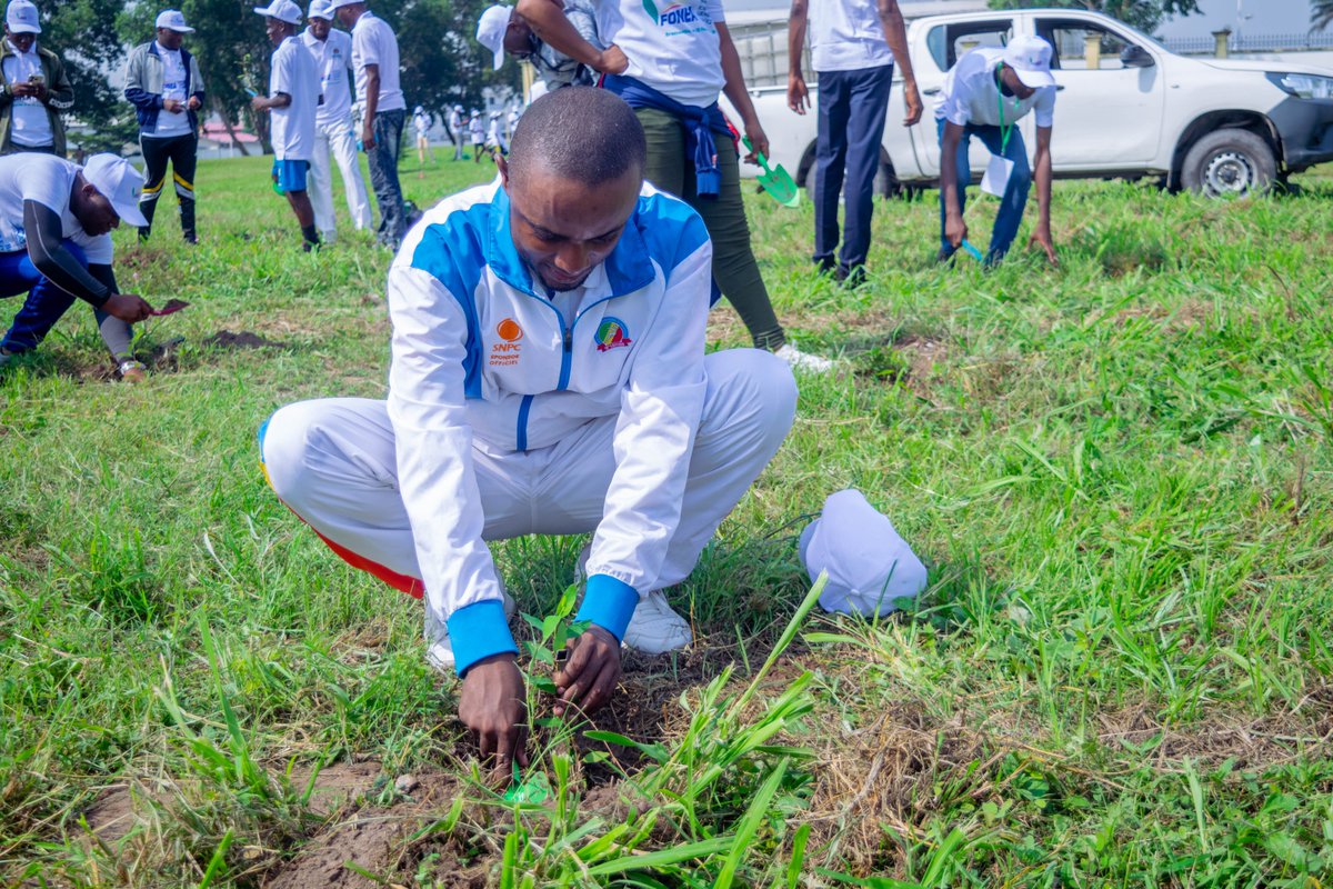 Conseil Consultatif de la Jeunesse tweet media