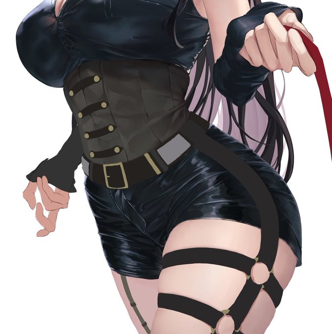 ショートパンツも描きこみました 