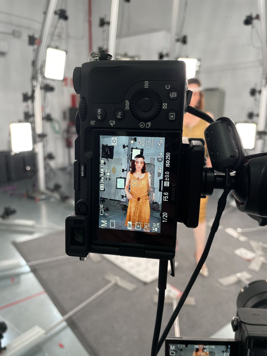 periscostumes's tweet image. Hoy #periscostumes en @noticias_cuatro . No te pierdas este interesante recorrido por nuestros rincones favoritos en la sede de #Peris en #Algete #Madrid