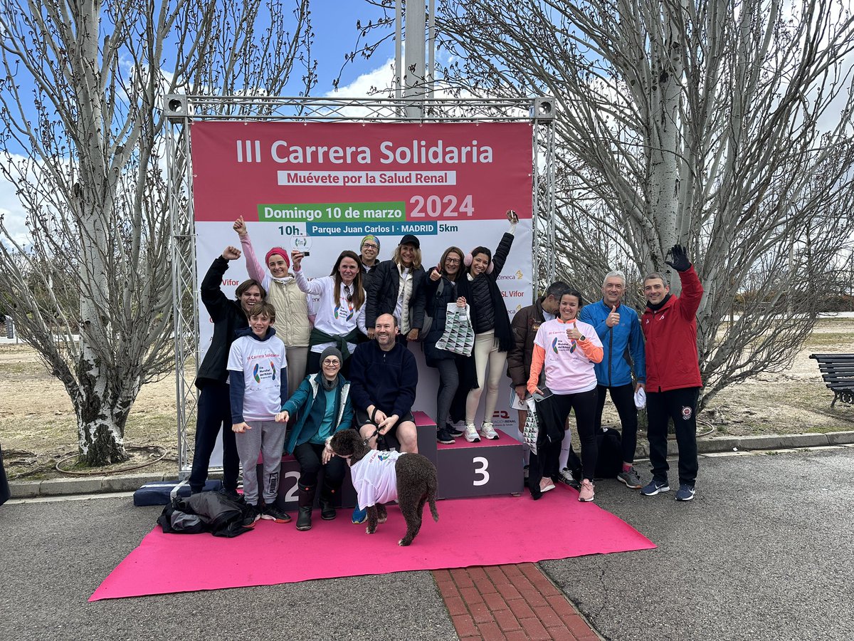 Fundación Renal Española (@fundacionrenale) on Twitter photo 🥇La Fundación Renal ha ganado la #CarreraDMR por equipos del #Diamundialdelriñon
👏Enhorabuena campeones!!!
😊 Gracias <a href="/SENefrologia/">S.E.N. Nefrología</a> <a href="/SEDENenfermeria/">SEDEN</a> <a href="/ONT_esp/">Organización Nacional de Trasplantes</a> <a href="/f/">Fred Oliveira 🧠</a> <a href="/FNALCER/">Fed. Nac. ALCER oficial</a> por esta maravillosa jornada para impulsar la #saludrenal 🥇La Fundación Renal ha ganado la #CarreraDMR por equipos del #Diamundialdelriñon
👏Enhorabuena campeones!!!
😊 Gracias <a href="/SENefrologia/">S.E.N. Nefrología</a> <a href="/SEDENenfermeria/">SEDEN</a> <a href="/ONT_esp/">Organización Nacional de Trasplantes</a> <a href="/f/">Fred Oliveira 🧠</a> <a href="/FNALCER/">Fed. Nac. ALCER oficial</a> por esta maravillosa jornada para impulsar la #saludrenal