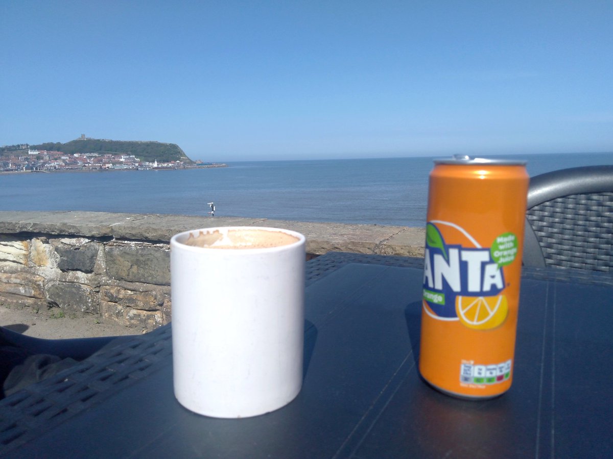 Loz_Le93's tweet image. Winter has been too long already. These are the days I'm waiting for! 
Sat down the Clock Cafe in the sunshine. 
#WaitingForTheSun
#WaitingForSummer