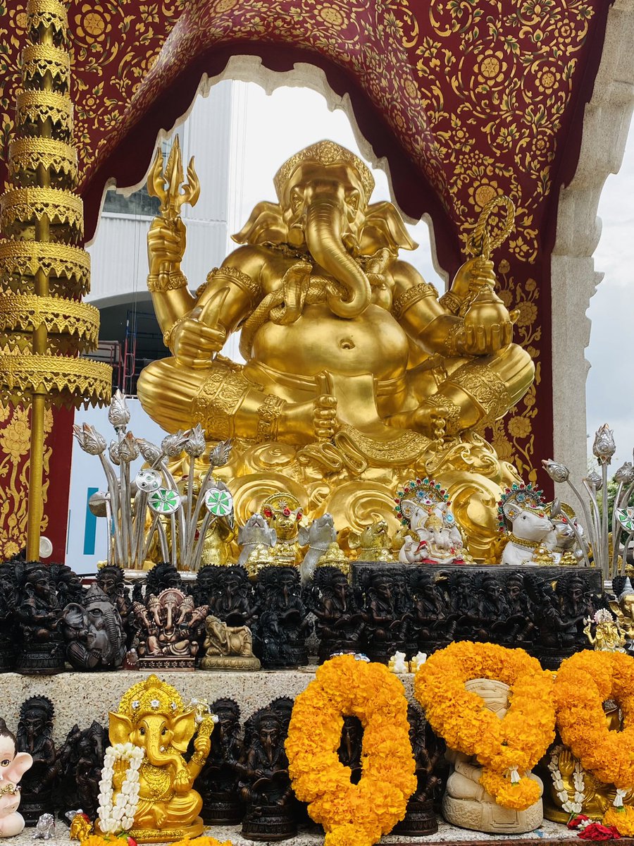 somsomnw's tweet photo. 🙏☀️ ผู้ใดพบเห็นพระพิฆเนศในวันนี้ คือผู้ที่ถูกเลือก🕉️
💗ท่านจะโชคดี ได้รับข่าวดีต่างๆ มีโชคลาภ มีชัยชนะ จะมีการเริ่มต้นสิ่งใหม่ๆ คิดทำการสิ่งใดให้ประสบความสำเร็จ สิ่งที่ปราถนาไว้จะสุขสมหวัง อุปสรรคต่างๆจะคลายลง ทายว่าพระพิฆเนศจะให้พรแก่ทุกท่าน🪷

ขอให้ผู้ที่ถูกเลือก  " จงโชคดี มีชัย สุขสำเร็จ " โอมม…🎇