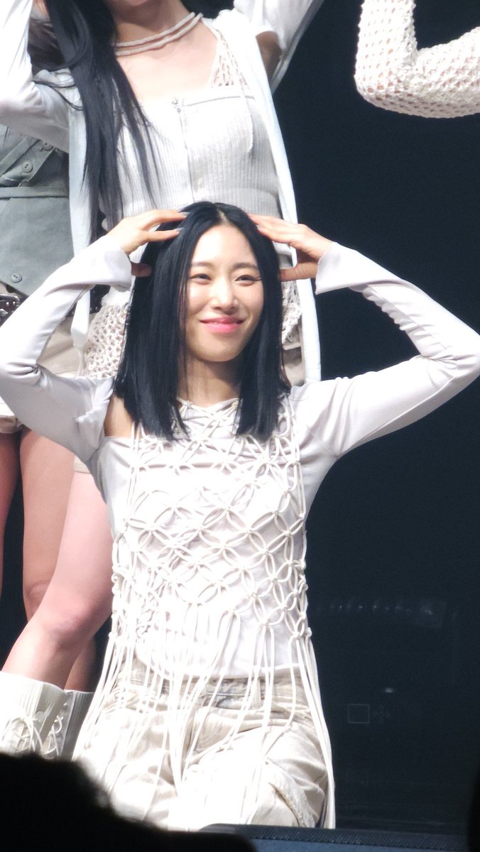 chuumalou's tweet image. 240310 원밀리언 팬콘서트

아니 난 혜랑얼굴이 너무좋아🥰🥰🤍🤍

#리아킴 #LIAKIM