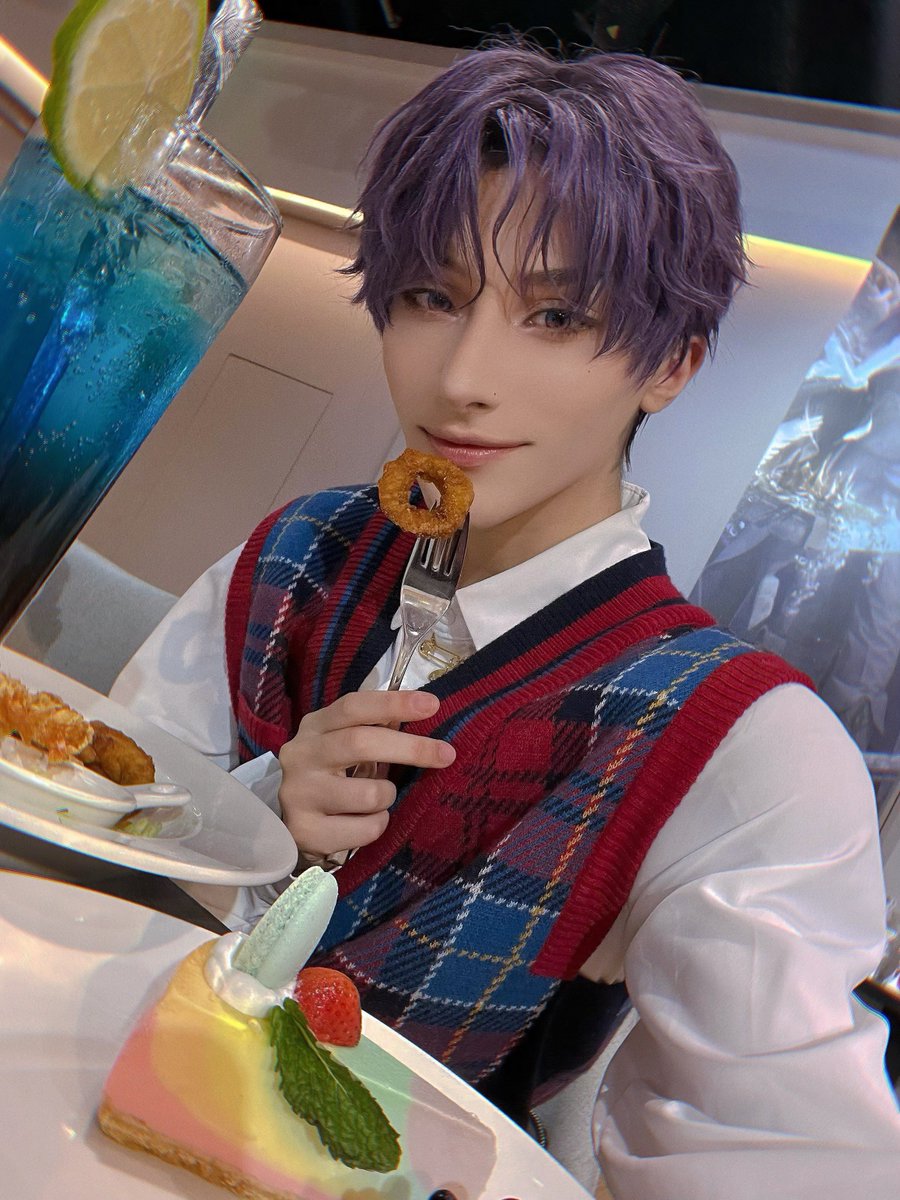 KNITEcoser's tweet photo. Thank you @Love_Deepspace x Kirabase Café for having me today 💜
#LoveandDeepspace https://t.co/AVCMz2PPM2