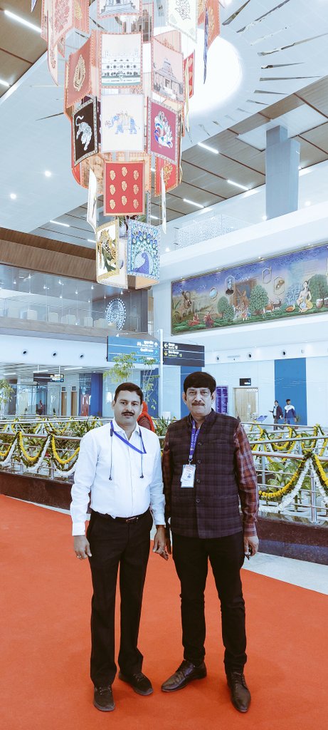 manojg97's tweet photo. राजमाता विजयाराजे सिंधिया , ग्वालियर एयरपोर्ट के टर्मिनल भवन का उद्घाटन समारोह https://t.co/ylKxmZDJv7