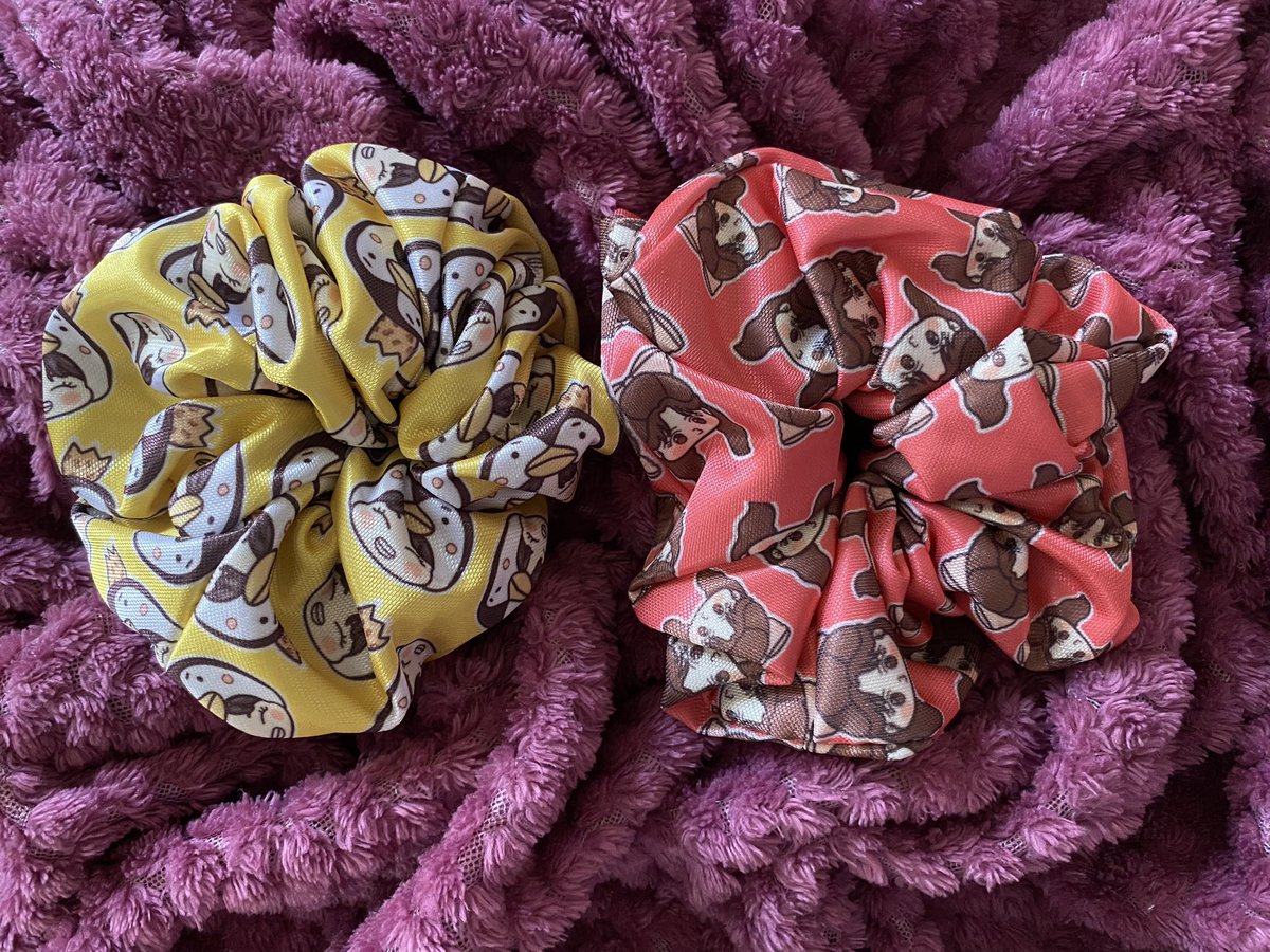 lovedlwlrma16's tweet photo. My #Yoona #Junho scrunchies arrived last week! 😍
They are soooo pretty! Ang ganda ng quality, both the fabric and the print. 💕
Thank you, @pixiepastelph! I hope you make IU scrunchies too. 😆
#Ityoong #Yoonho #CheonWon
#pixiepastelphFeedback https://t.co/Da4TzSLNLW