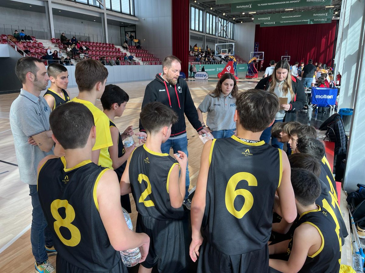 FCBQtecnic's tweet photo. SELECCIONS | 🏀Les seleccions catalanes, a bon nivell al Torneig de Madrid de preparació pel Campionat d'Espanya. Les minis va superar València ahir (85-78) i a l'Aragó avui (83-56). Els minis tampoc han fallat: 93-78 a València i 98-46 a l'Aragó. A les 15.30h, contra Madrid https://t.co/Fh04Y5Z6sW