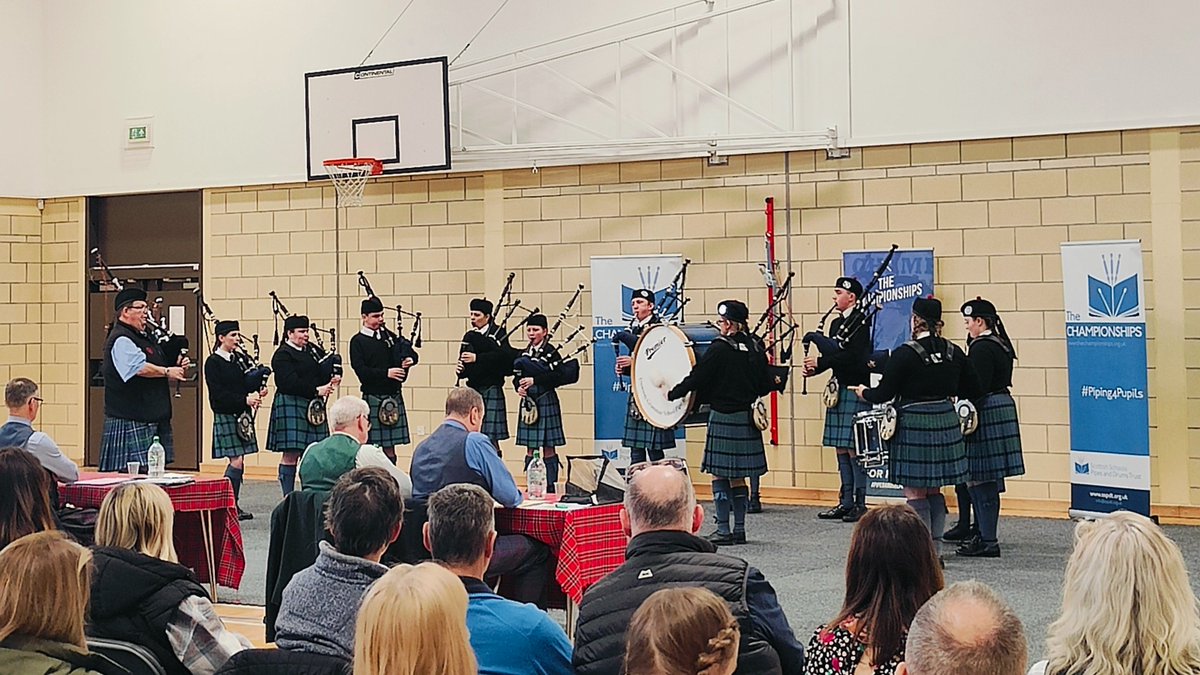 Dunoon Grammar School Pipe Band up next for Novice Juvenile B