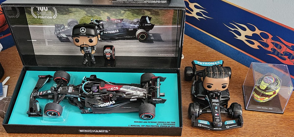 DLalaque's tweet photo. J'aime beaucoup Lewis je crois. 
#TeamLH #SaudiaArabianGP https://t.co/I600LyBOCQ