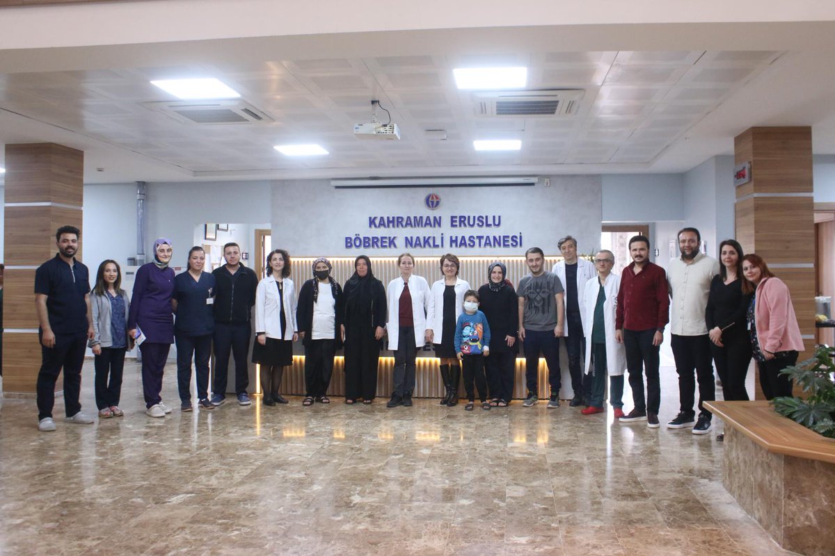 2 hafta içinde biri çapraz nakil böbrek nakli olmak üzere 11 erişkin ve çocuk böbrek nakli yapmanın ve çapraz nakil yaptığımız hastaları sağlıklı bir şekilde taburcu etmenin mutluluğunu yaşıyoruz. Tüm ekibimizin eline sağlık...
#BöbrekNakli #kidneytransplant #Gaziantep #nefroloji