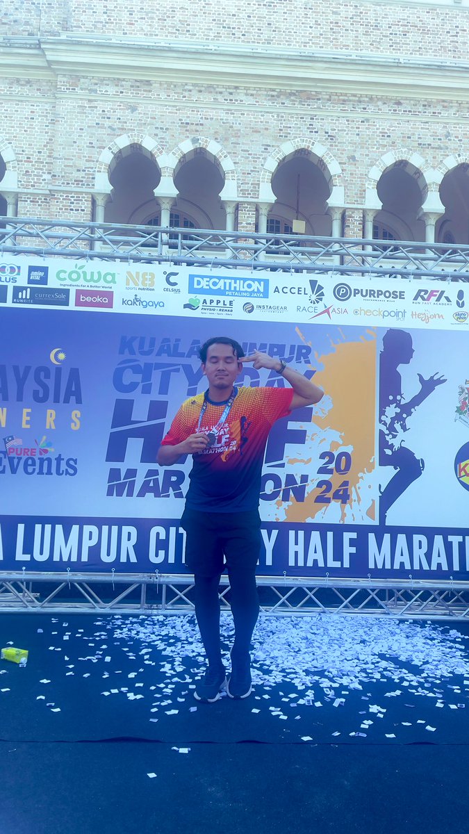 fiquecool's tweet photo. Hari-hari training, look Mom, Dad i made it! 
#RunPedRun #IniBaruVibe #KLCityDayHalfMarathon2024 @twtmarathon https://t.co/683uh8KptZ