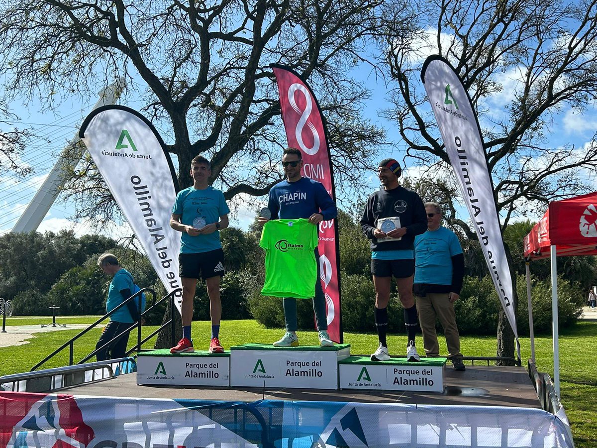OftalmoMacarena's tweet photo. @OftalmoMacarena @HUVMacarena se hace con la victoria en la I Carrera Solidaria por el #Glaucoma coincidiendo con el congreso 🇪🇸 de la subespecialidad #SEG y antesala al inicio de la #SemanaMundialdelGlaucoma. Comprometidos con nuestros pacientes‼️ #MarcaMacarena👀 https://t.co/DxEp04rzQK