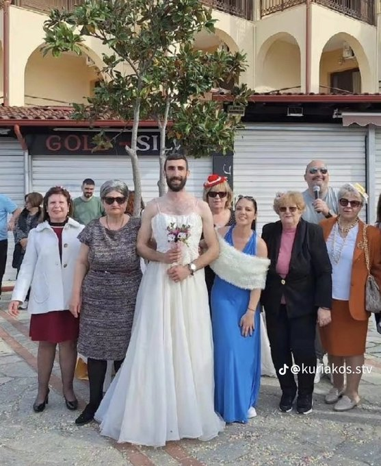 Τώρα σοβαρά, αυτό τον κόσμο θέλετε? Πλάκα μας κάνετε?
#οχι_στην_ανωμαλια #WeSayNo