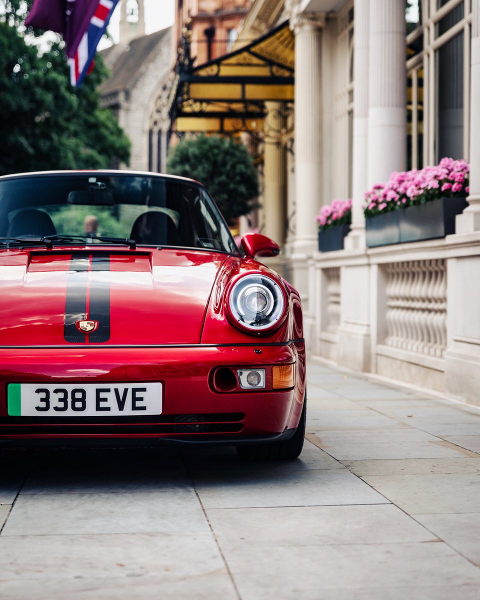 Happy Mother’s Day from Everrati. Celebrate with us as we embrace elegance, luxury and innovation. Experience the joy of driving a redefined iconic classic vehicle paving the way for a greener, cleaner future. #MothersDay #EmissionFreeLuxury #ElectricCars